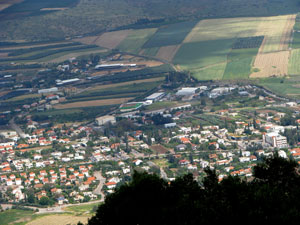 מרכז הכפר ושכונת הזיתים - כפר תבור צילום להדפסה